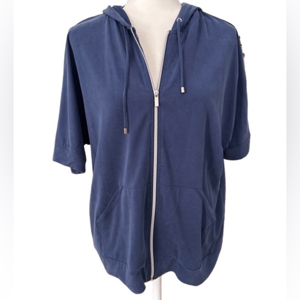 Chico’s Zenergy Sandwashed Short Sleeve Hoodie Jacket in Storm Blue Size M